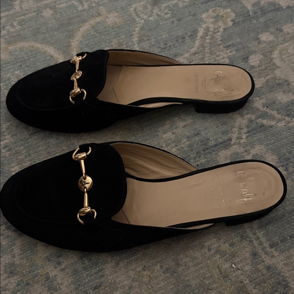 Amalfi by Rangoni Graziosa Horse Bit Flat Mule black suede size 8 - Picture 2 of 12